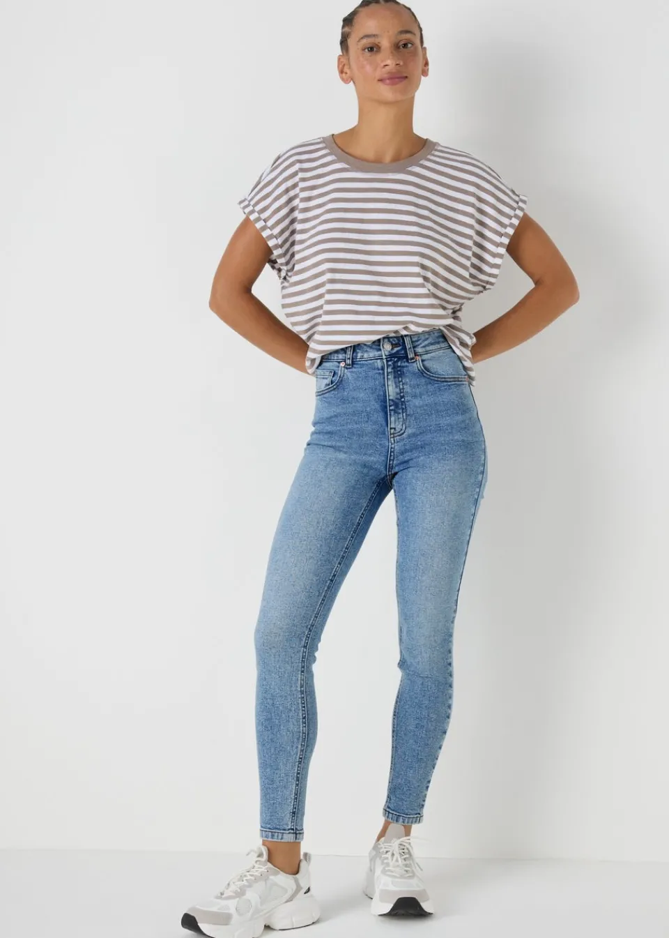 Jeans & Jeggings>Papaya Denim April Mid Wash Skinny Jeans Midwash