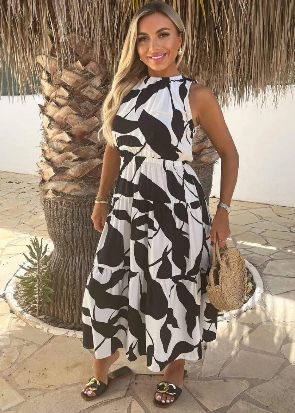Dresses>AX Paris Black & White Leaf Print Sleeveless Tiered Smock Midi Dress
