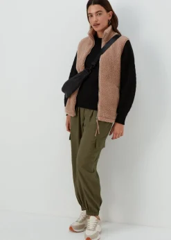 Coats & Jackets><noscript><img width=