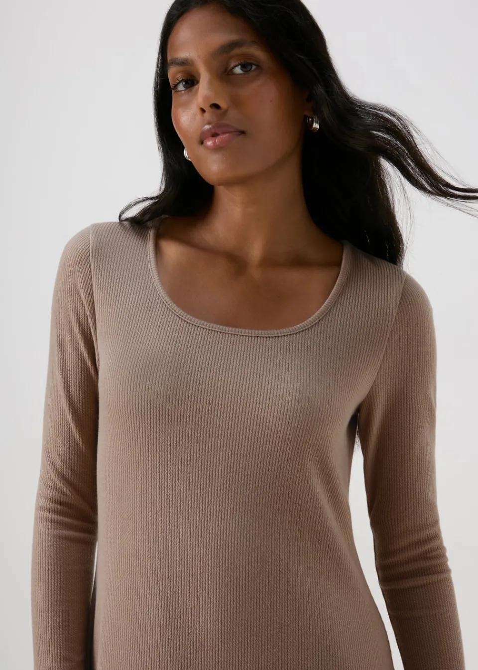 Dresses>Papaya Beige Ribbed Scoop Neck Midi Dress
