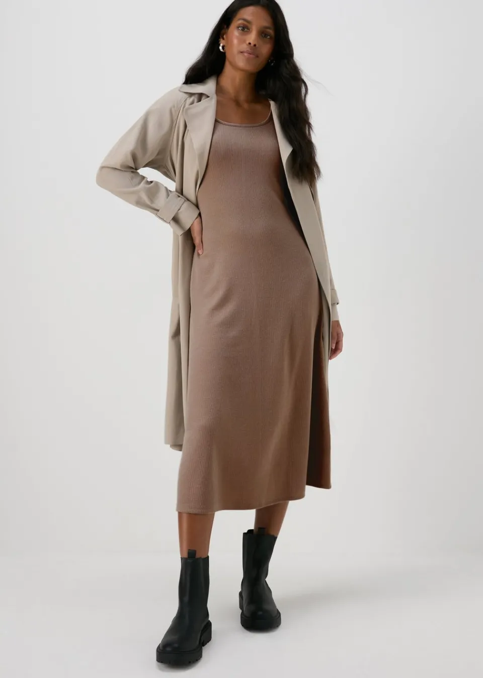 Dresses>Papaya Beige Ribbed Scoop Neck Midi Dress