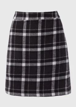 Skirts><noscript><img width=