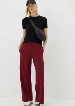 T-Shirts>Papaya Black Crew Neck T-shirt