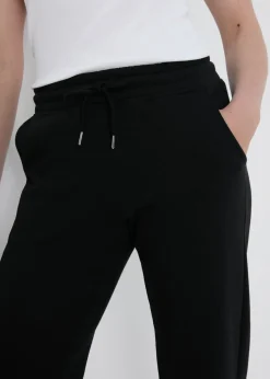 Trousers><noscript><img width=