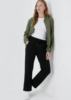 Trousers><noscript><img width=