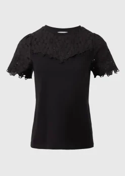T-Shirts><noscript><img width=
