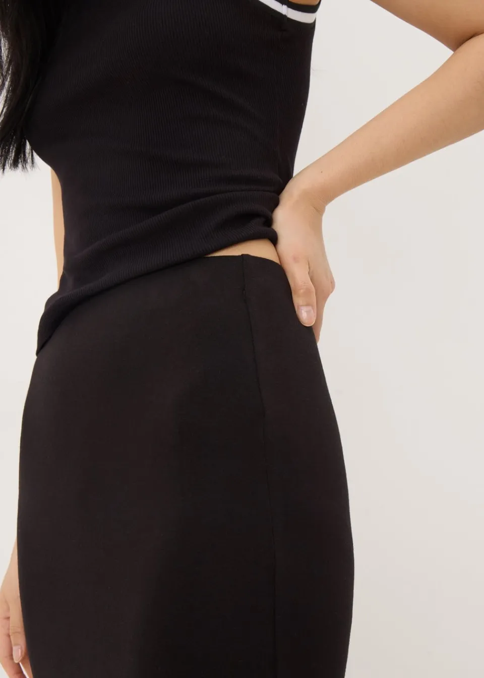 Skirts>Papaya Black Jersey Maxi Skirt
