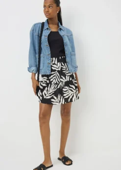 Skirts><noscript><img width=