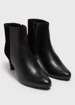 Footwear><noscript><img width=