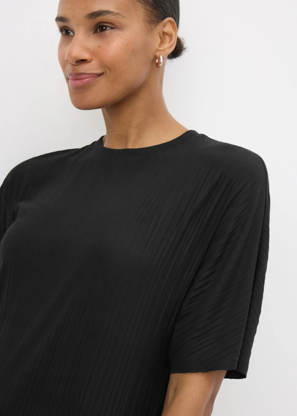 T-Shirts>Papaya Black Plisse Co Ord T-Shirt