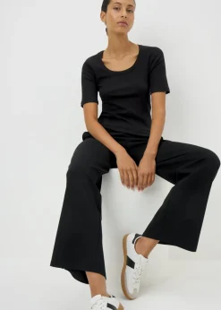 T-Shirts>Papaya Black Ribbed Scoop Neck Top