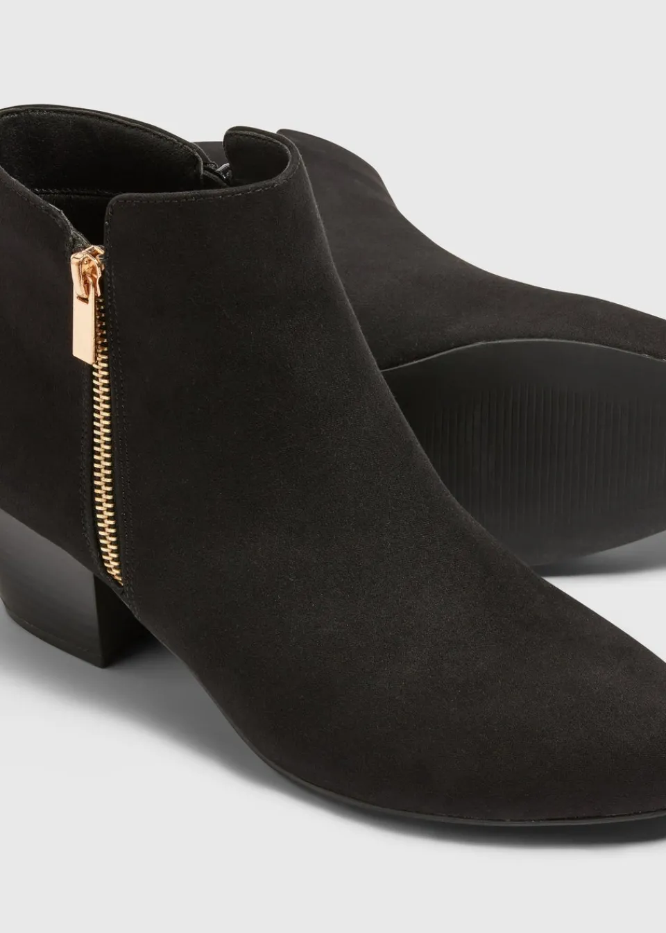 Footwear> Side Zip Heeled Boots Black