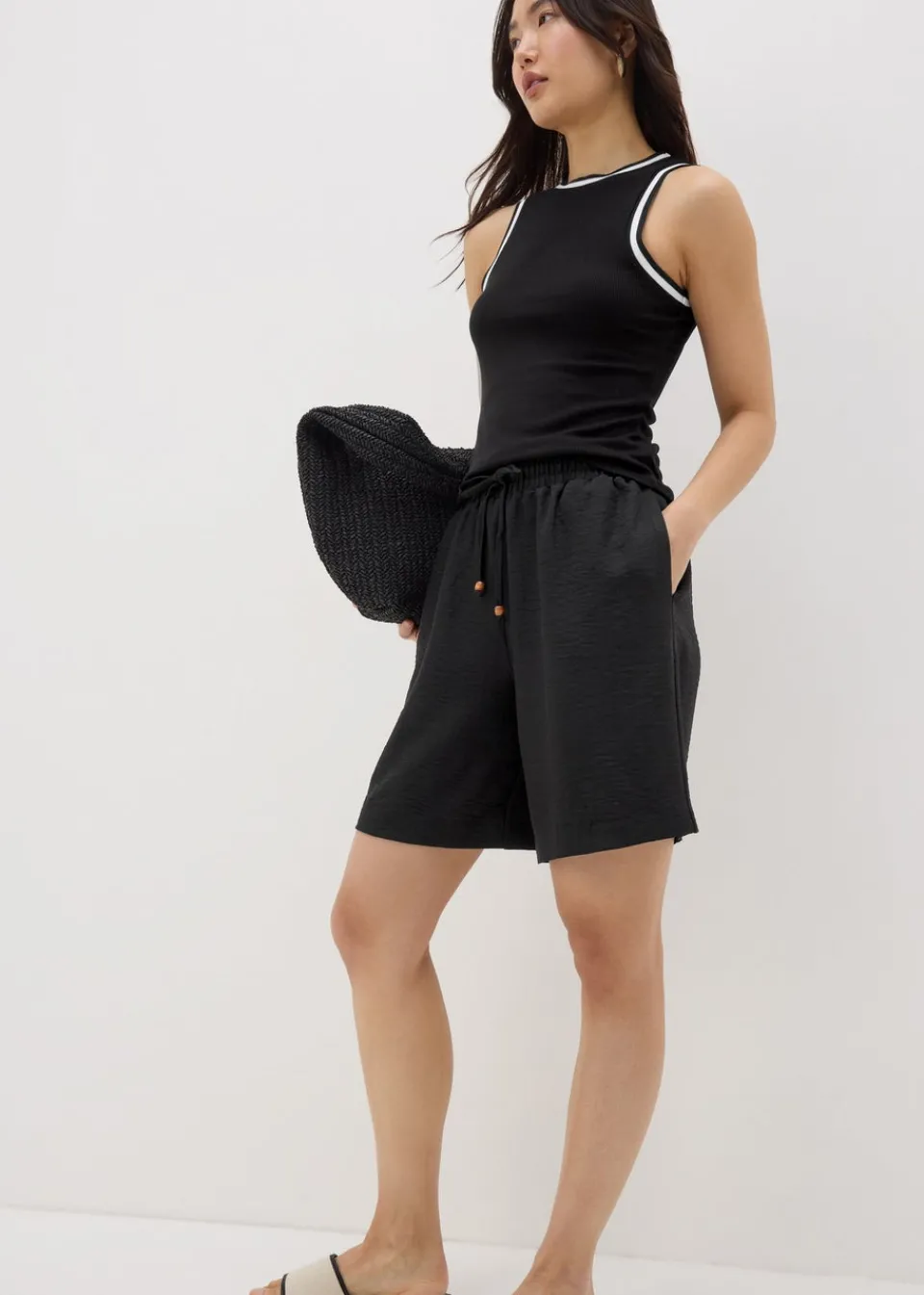 Shorts>Papaya Black Tie Waist Shorts