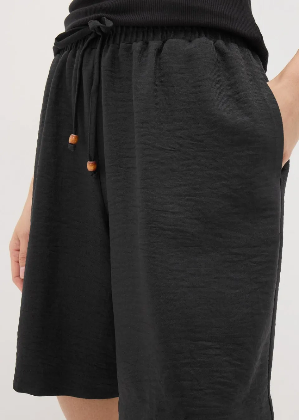 Shorts>Papaya Black Tie Waist Shorts