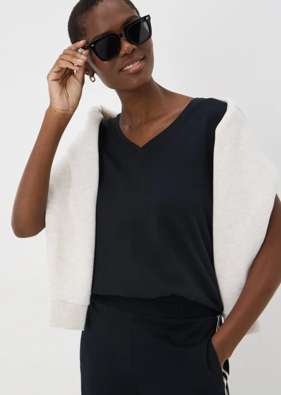 T-Shirts>Papaya Black V-Neck Regular Fit T-Shirt