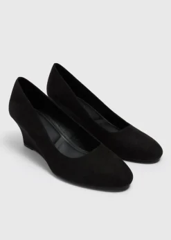 Footwear> Black Wedge Heels