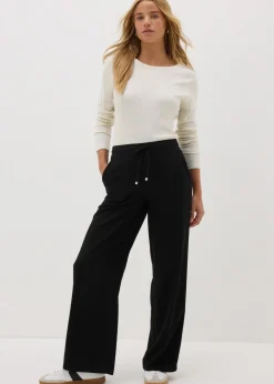 Trousers><noscript><img width=