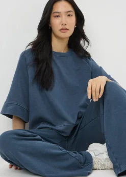 T-Shirts><noscript><img width=