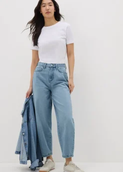 Jeans & Jeggings>Papaya Denim Blue Light Wash Barrel Leg Jeans