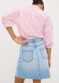 Skirts><noscript><img width=