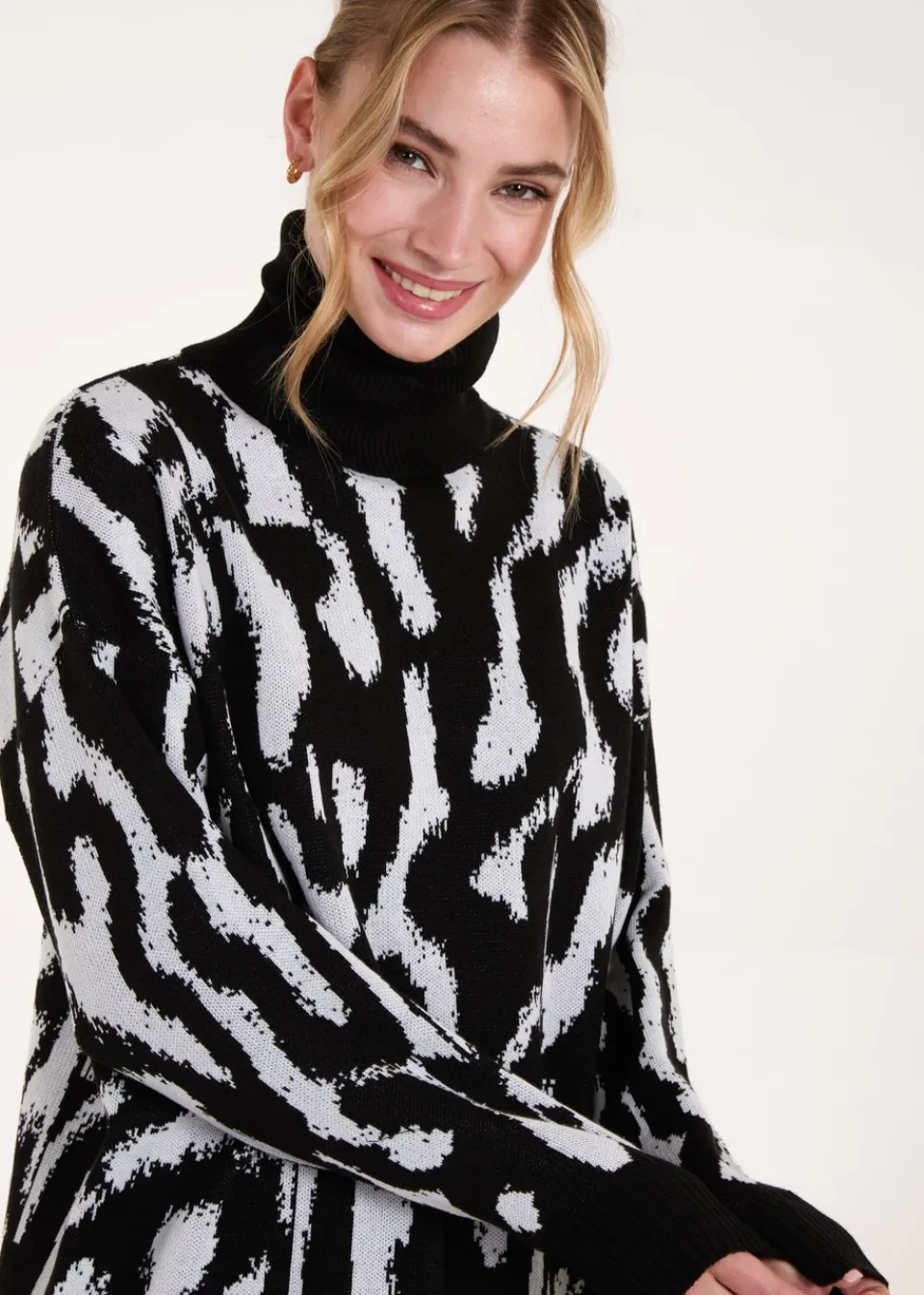 Tops>Blue Vanilla Black Abstract Animal Roll Neck Jumper
