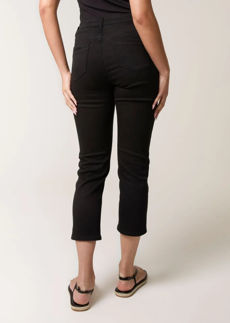 Trousers>Blue Vanilla Black Button Front Capri Trouser