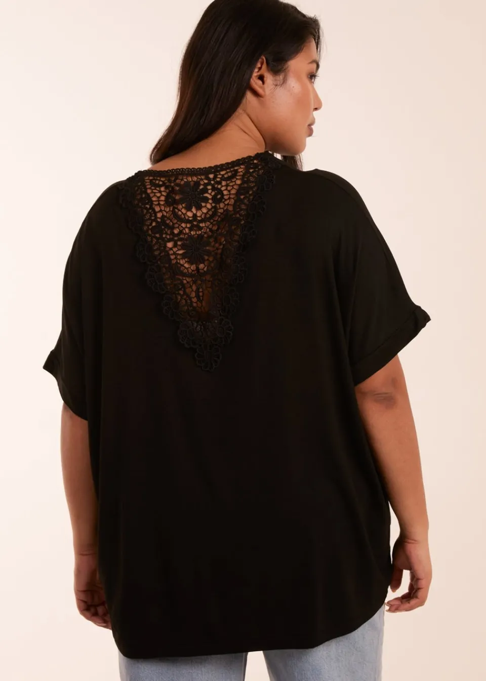 T-Shirts>Blue Vanilla Curve Floral Crochet Back Top Black