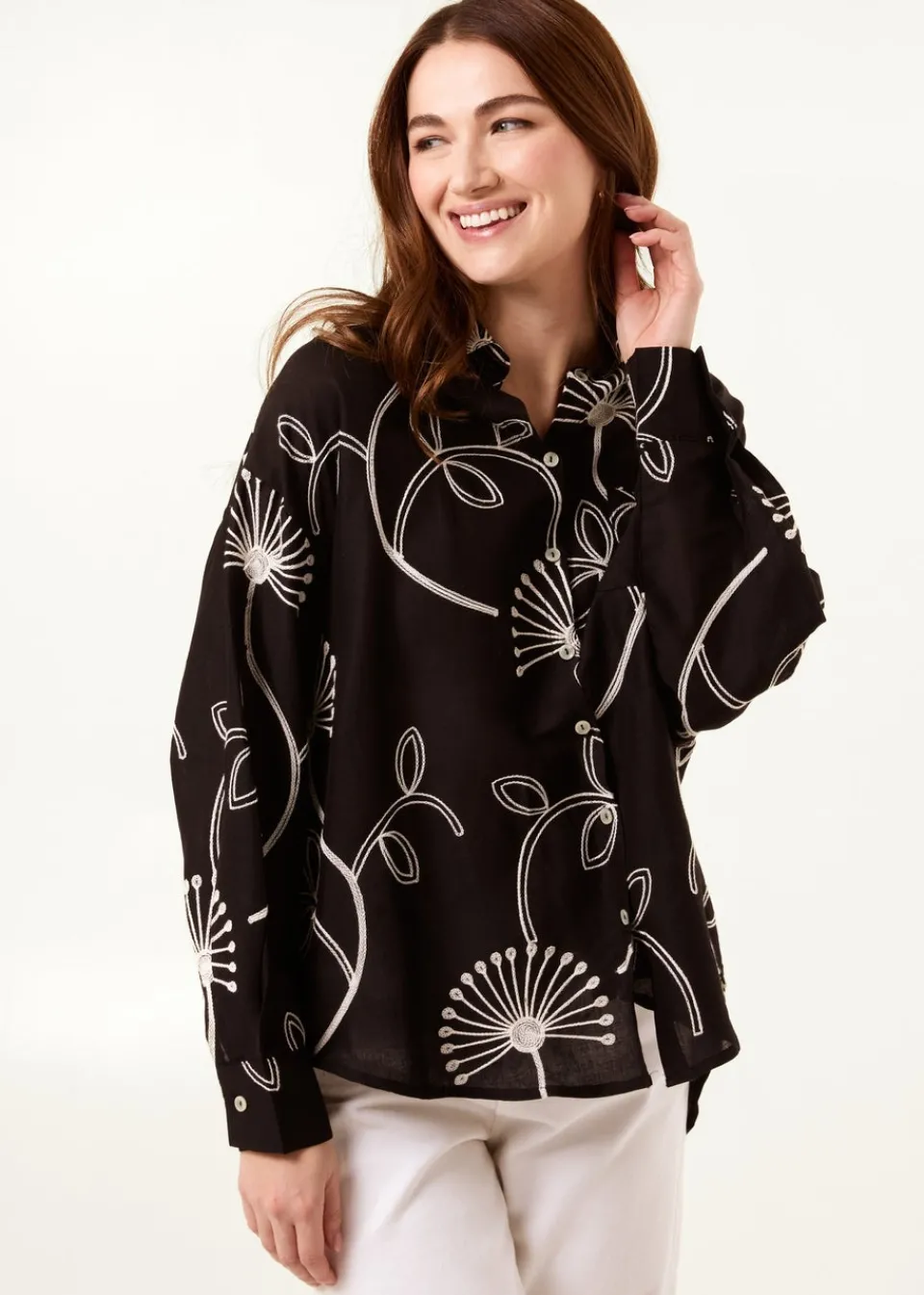 Tops>Blue Vanilla Black Embroidered Buttoned Shirt