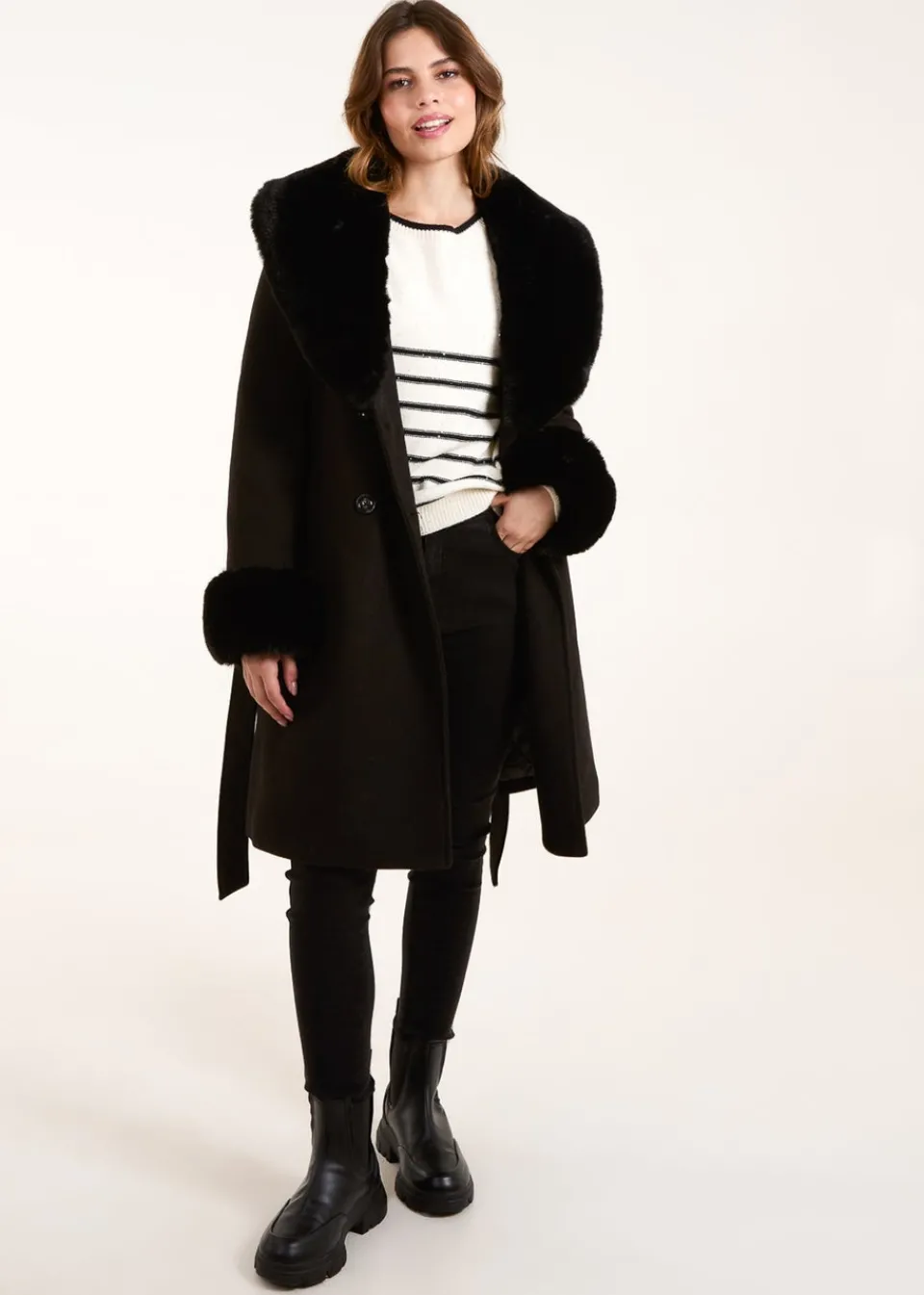Coats & Jackets>Blue Vanilla Black Faux Fur Belted Coat