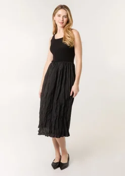 Dresses>Blue Vanilla Black Round Neck Crinkled Dress