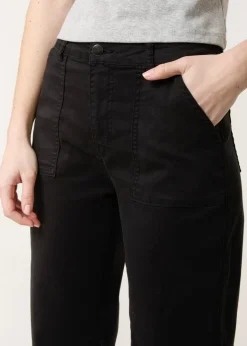 Trousers><noscript><img width=