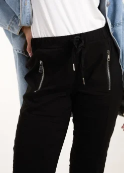 Trousers><noscript><img width=