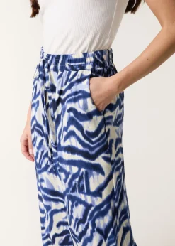 Trousers><noscript><img width=
