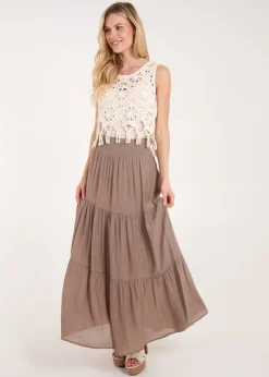 Skirts><noscript><img width=