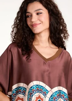 Tops>Blue Vanilla Chocolate Satin Viscose Back Print Top