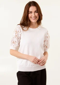 Tops>Blue Vanilla Ivory Embroidered Sleeve Top