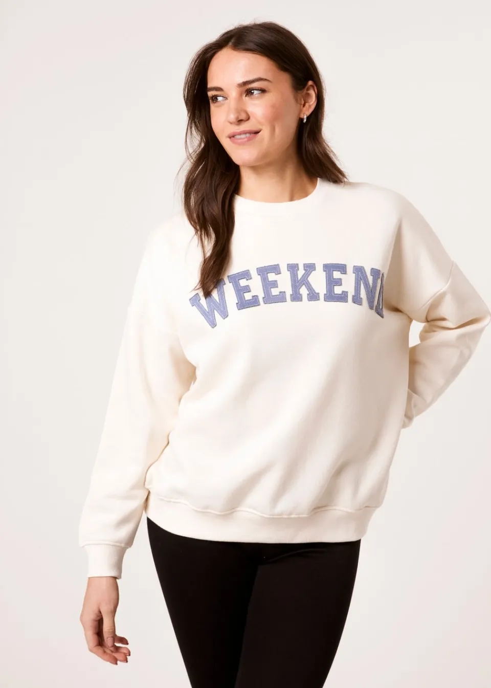 Tops>Blue Vanilla Ivory Weekend Denim Applique Sweatshirt
