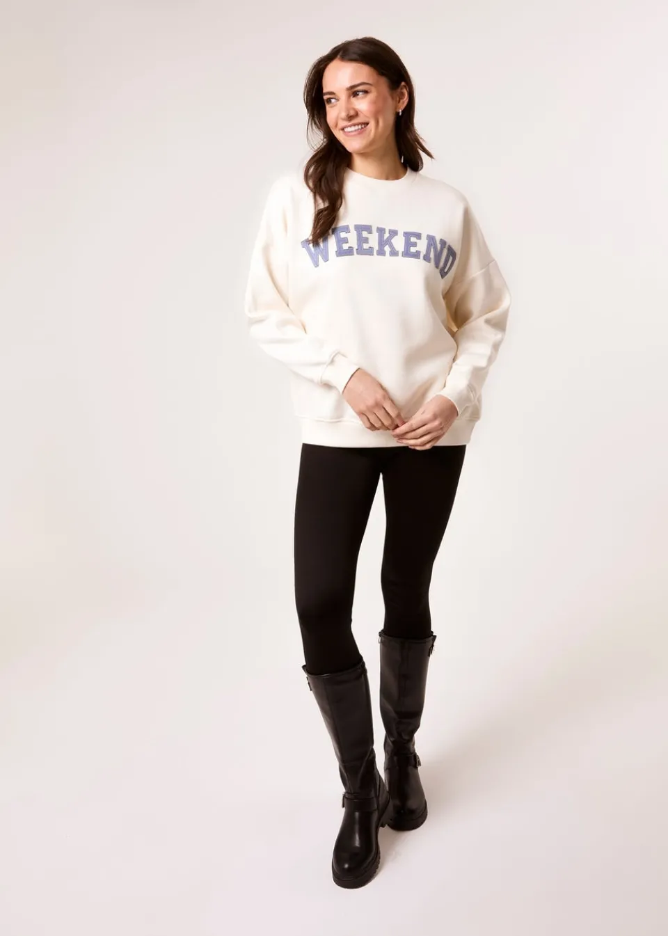 Tops>Blue Vanilla Ivory Weekend Denim Applique Sweatshirt