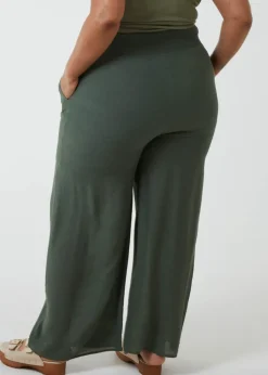 Trousers><noscript><img width=