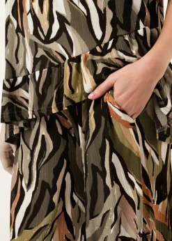 Trousers><noscript><img width=