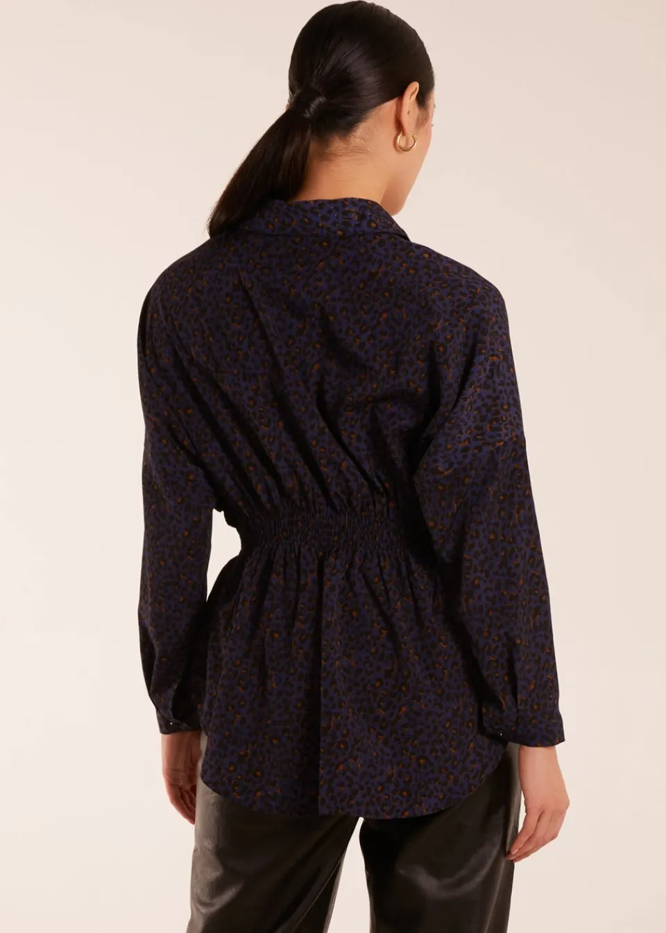 Tops>Blue Vanilla Leopard Print Shirred Waist Shirt