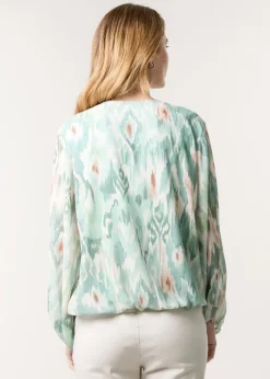 Tops><noscript><img width=