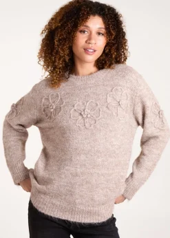 Knitwear><noscript><img width=