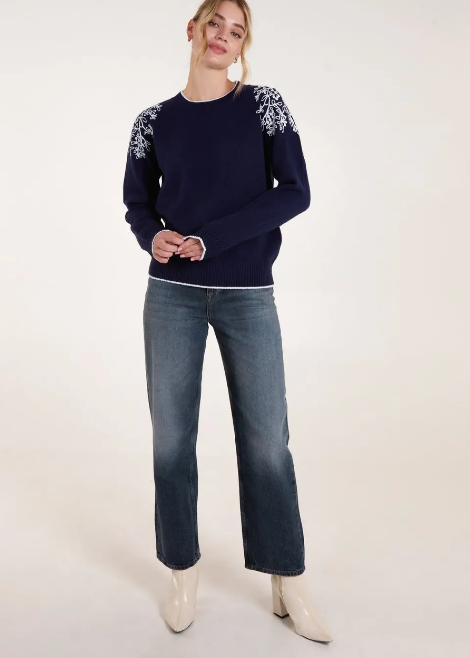 Tops>Blue Vanilla Navy Detailed Embroidery Shoulder Jumper