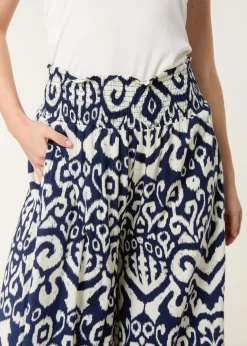 Trousers><noscript><img width=