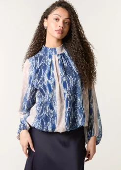 Blouses & Shirts><noscript><img width=