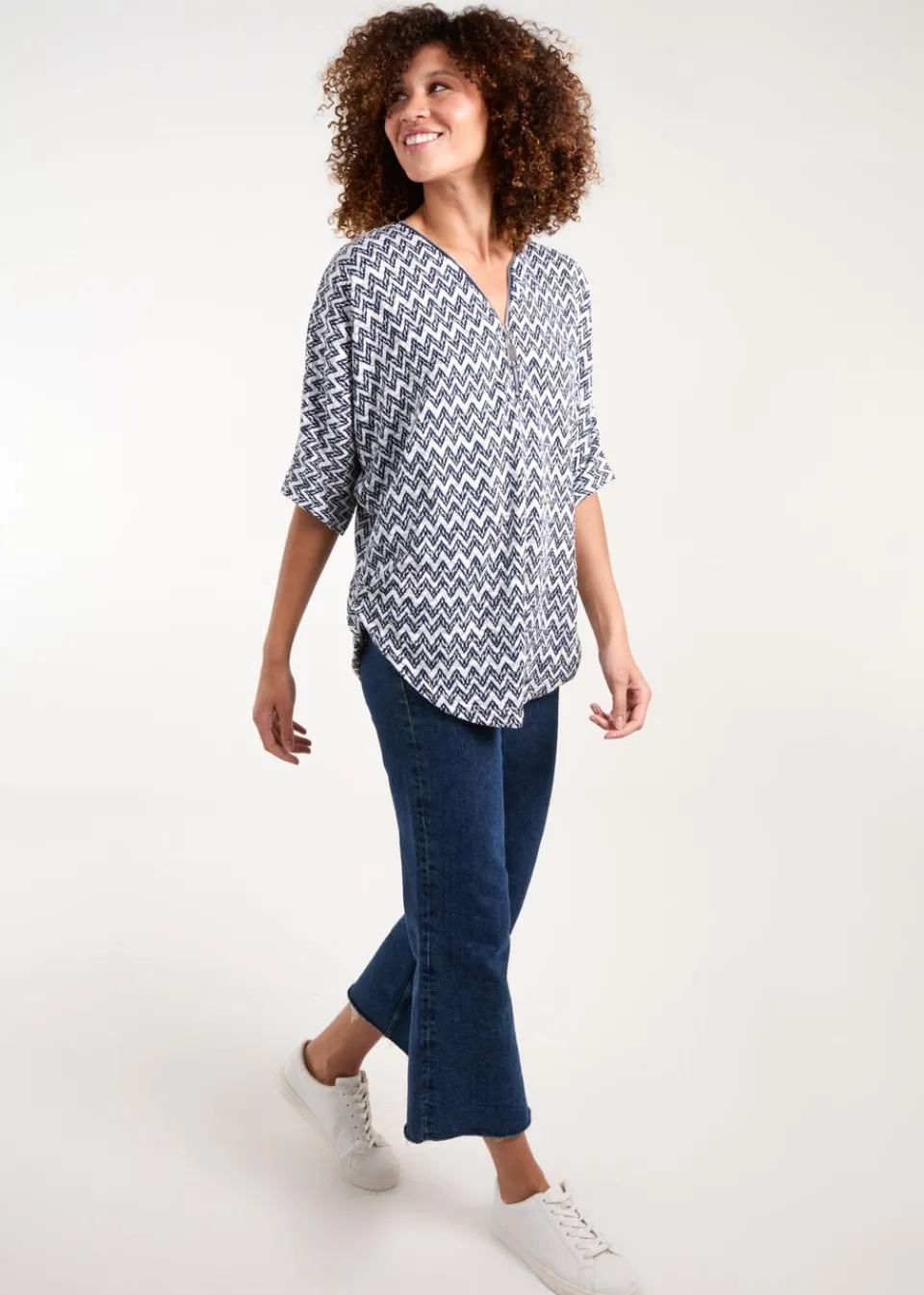 Tops>Blue Vanilla Navy Zig Zag Front Top