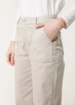 Trousers><noscript><img width=