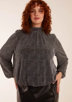 Blouses & Shirts><noscript><img width=
