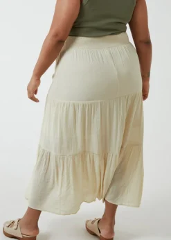 Skirts><noscript><img width=